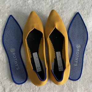 ROTHY’S The point flat mustard